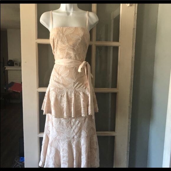 New Gianni Bini‎ Elena Tiered Dress - Picture 3 of 7